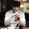 small poker table Pelatih Park Seong-hwa menugaskan Kim Seung-yong (22
